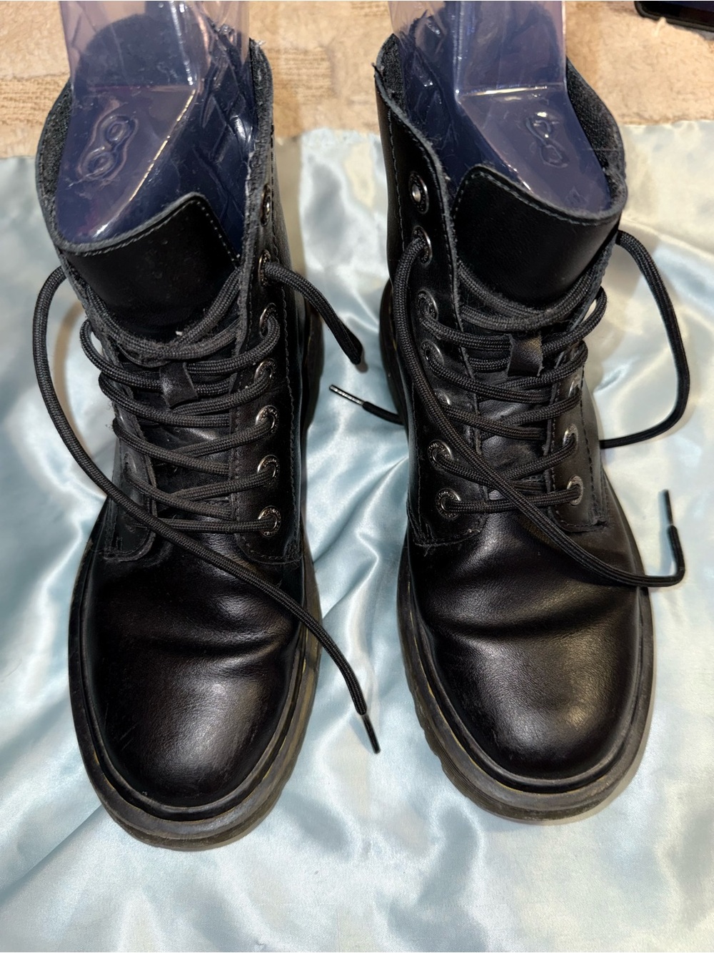 Black Luana Dr Martens - Picture 3 of 7